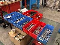 Diverse bakken handgereedschap (13x) - afbeelding 1 van  6