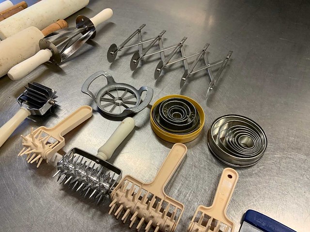 Diverse bakkerij benodigdheden - afbeelding 5 van  6