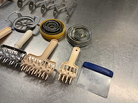 Diverse bakkerij benodigdheden - afbeelding 6 van  6