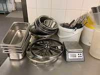 Diverse bakkerij en keuken toebehoren - afbeelding 4 van  8