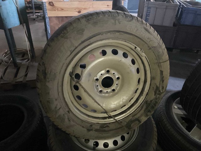 Diverse banden en velgen - afbeelding 8 van  9