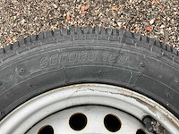 Diverse banden met velg, band, wiel en velg - afbeelding 2 van  21