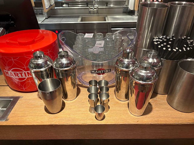 Diverse barbenodigdheden - afbeelding 3 van  6