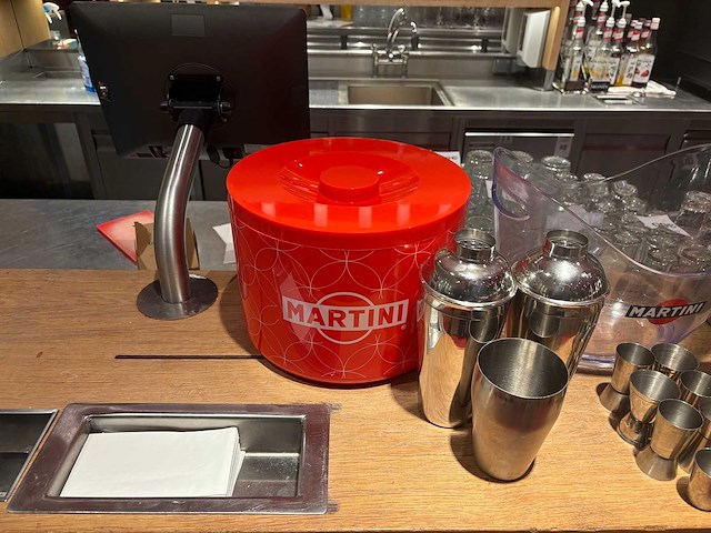 Diverse barbenodigdheden - afbeelding 4 van  6