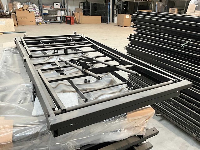 Diverse bedframe onderstellen staal - afbeelding 3 van  3