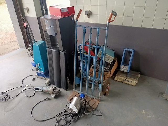 Diverse bedrijfsartikelen - afbeelding 1 van  13