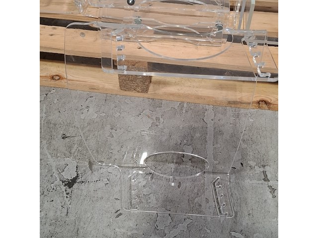 Diverse bedrijfsinventaris - afbeelding 9 van  26