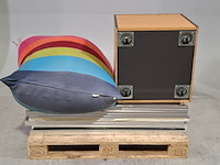 Diverse bedrijfsinventaris - afbeelding 1 van  26