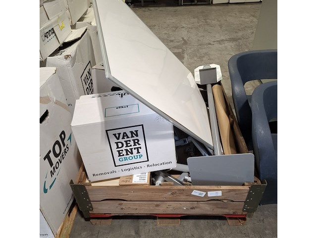 Diverse bedrijfsinventaris - afbeelding 1 van  5