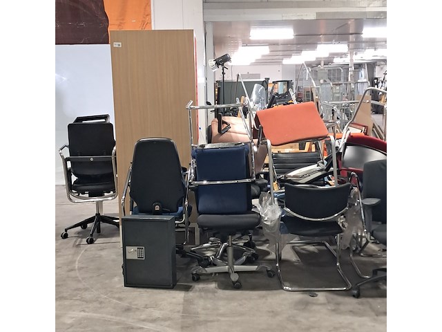 Diverse bedrijfsinventaris - afbeelding 3 van  10