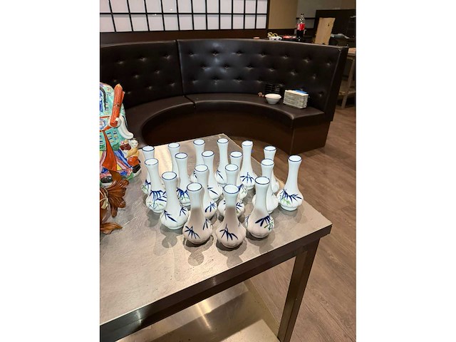 Diverse beeldjes en vaasjes - afbeelding 5 van  5