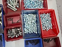 Diverse beitels, beitelplaatsjes en ijzerwaar - afbeelding 16 van  29