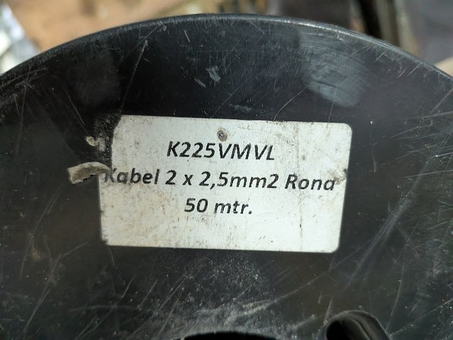 Diverse bekabeling en bedieningskasten - afbeelding 12 van  15