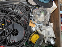 Diverse bekabeling en bedieningskasten - afbeelding 14 van  15