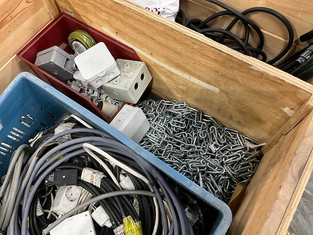 Diverse bekabeling - afbeelding 2 van  4