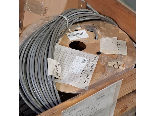 Diverse bekabeling - afbeelding 2 van  6