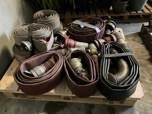 Diverse beregeningsslangen en koppelingen - afbeelding 2 van  4