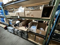 Diverse bescherm middelen - afbeelding 1 van  12