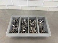 Diverse bestek met bestekbak - afbeelding 1 van  3
