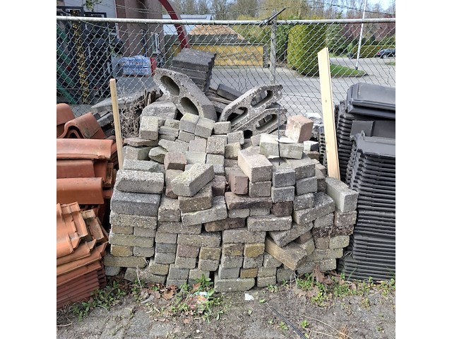 Diverse bestratingsteen - afbeelding 1 van  6