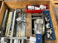 Diverse besturings / elektra en onderdelen - afbeelding 2 van  6