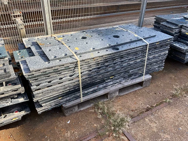 Diverse beton benodigdheden - afbeelding 4 van  9