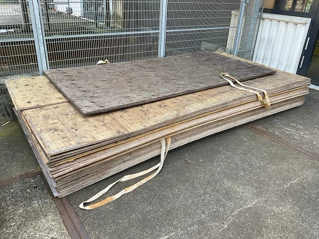Diverse beton benodigdheden - afbeelding 7 van  9