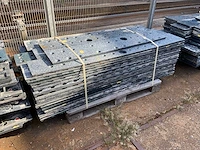 Diverse beton benodigdheden - afbeelding 2 van  9