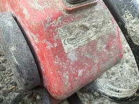 Diverse betonbewerkingmachines - afbeelding 1 van  10