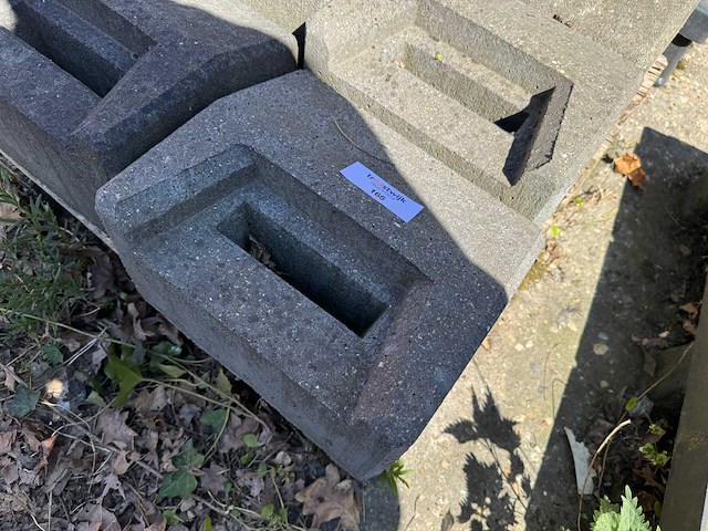Diverse betonnen artikelen - overige beton toebehoren - afbeelding 2 van  6