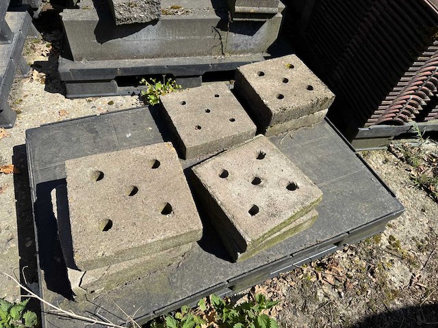 Diverse betonnen artikelen - overige beton toebehoren - afbeelding 3 van  6