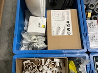 Diverse beugels en installatiemateriaal - afbeelding 6 van  9
