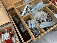 Diverse bevestigingsmateriaal - afbeelding 3 van  4