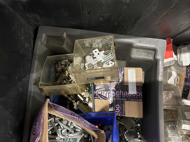 Diverse bevestigingsmateriaal - afbeelding 2 van  9