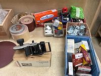 Diverse bevestigingsmaterialen en verbruiks artikelen - afbeelding 3 van  8