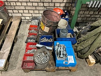Diverse bevestigingsmaterialen - afbeelding 1 van  4