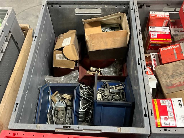 Diverse bevestigingsmaterialen - afbeelding 3 van  5