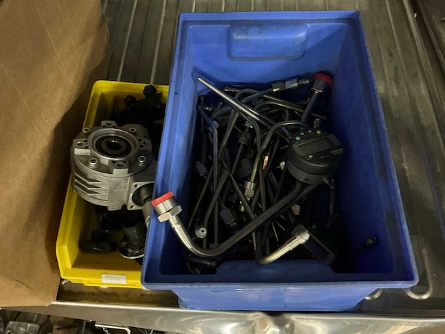 Diverse bevestigingsmaterialen - afbeelding 2 van  4