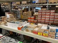 Diverse bevestigingsmaterialen - afbeelding 1 van  8