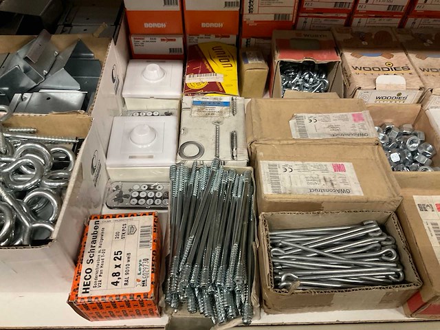 Diverse bevestigingsmaterialen - afbeelding 4 van  8