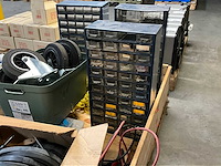 Diverse bevestigingsmaterialen - afbeelding 3 van  7