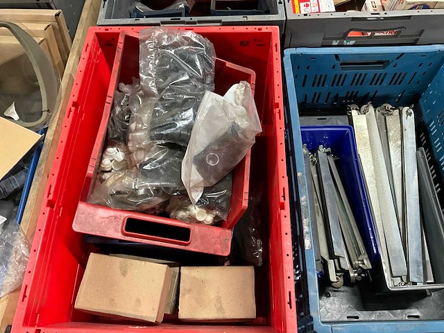 Diverse bevestigingsmaterialen - afbeelding 5 van  5