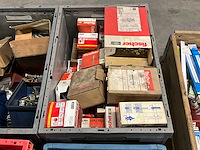 Diverse bevestigingsmaterialen - afbeelding 2 van  4