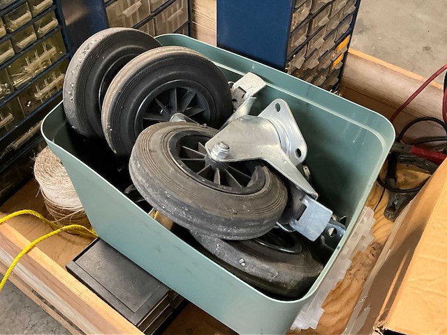 Diverse bevestigingsmaterialen - afbeelding 5 van  6