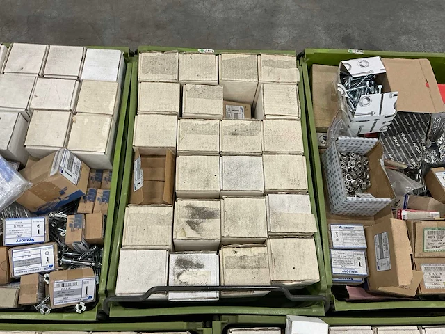 Diverse bevestigingsmaterialen - afbeelding 5 van  9