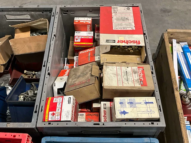 Diverse bevestigingsmaterialen - afbeelding 2 van  5