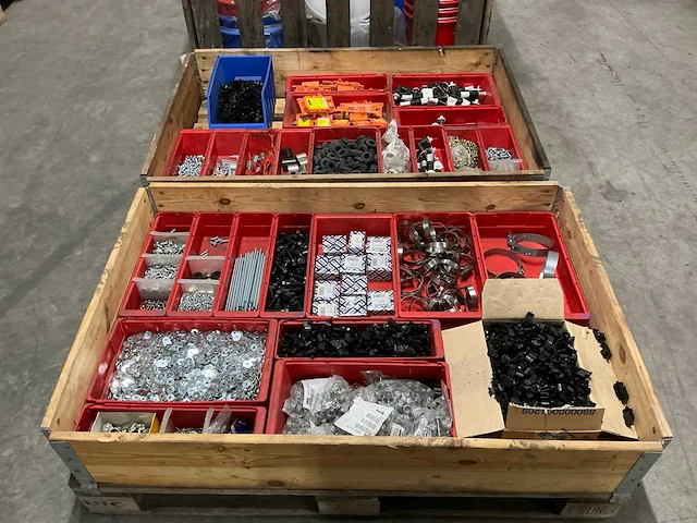 Diverse bevestigingsmaterialen - afbeelding 2 van  6