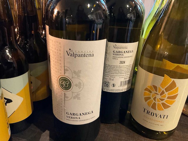 Diverse bier en wijnen - afbeelding 7 van  10