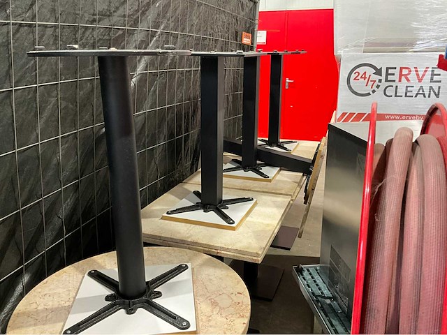 Diverse bistro tafels (9x) - afbeelding 5 van  5