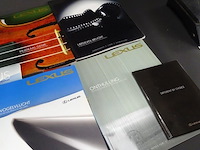 Diverse bladen lexus - afbeelding 3 van  5